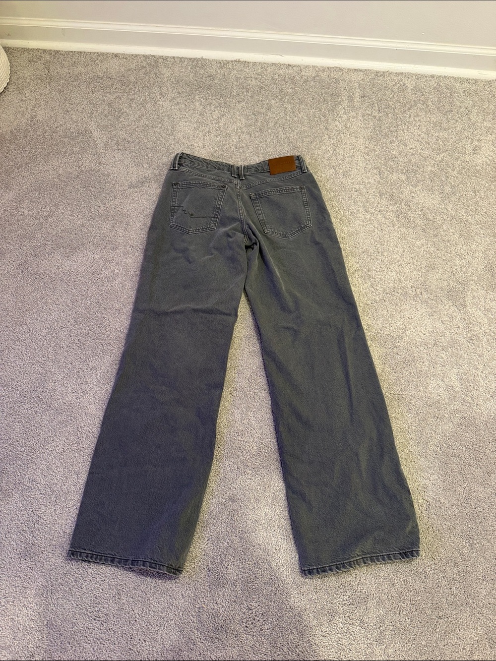 Free People Tennessee Low Rise Boyfriend Jeans, size 26, perfect condition - Picture 5 of 6